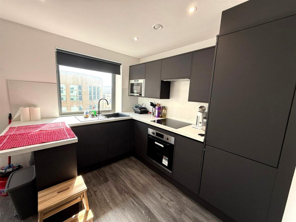 Second Floor, 1-2 Queen Square