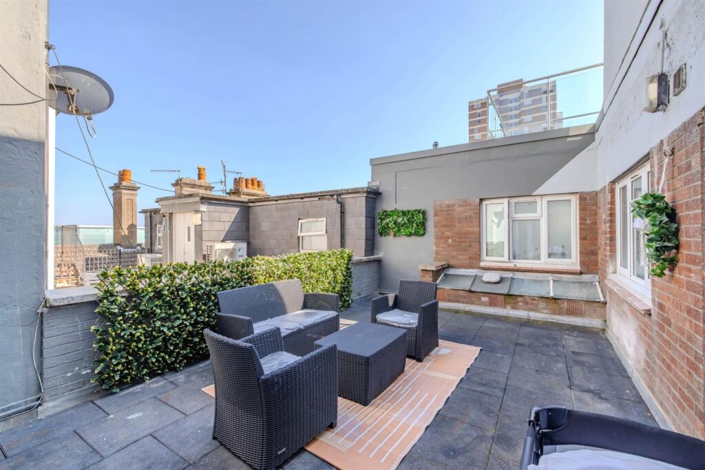 Penthouse, Clarence Square, Brighton